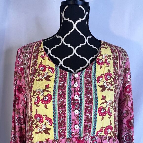 Coco + Carmen Colorful Floral Print Vneck Empire Waist Boho Blouse Size S/M - Picture 3 of 9